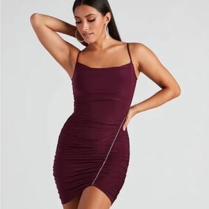 Elegant Burgundy Bodycon Dress